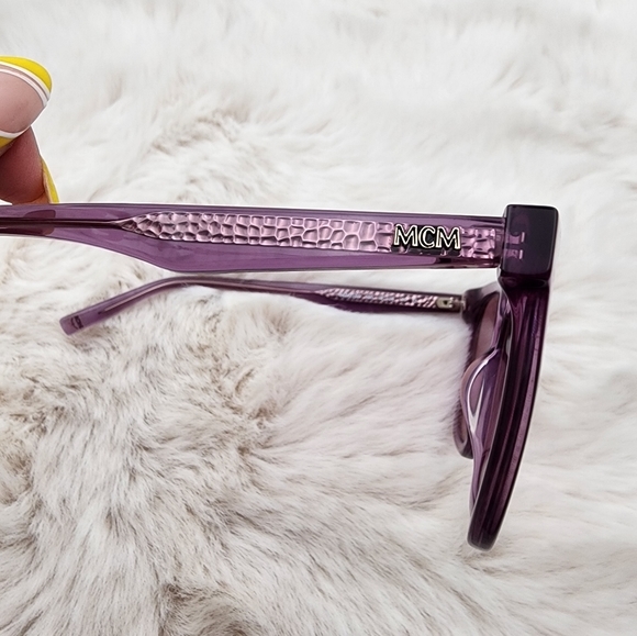 MCM authetic 52MM SIMPLE LOGO SUNGLASSES IN PURPLE new with tags - Picture 8 of 16